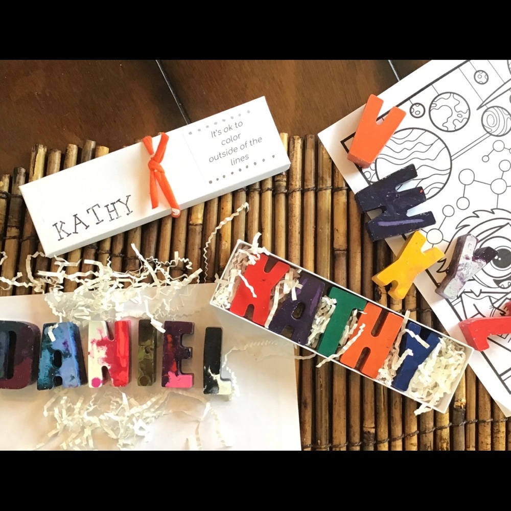 Crayons Custom Name - for coloring or decoration - Picture 2 of 6